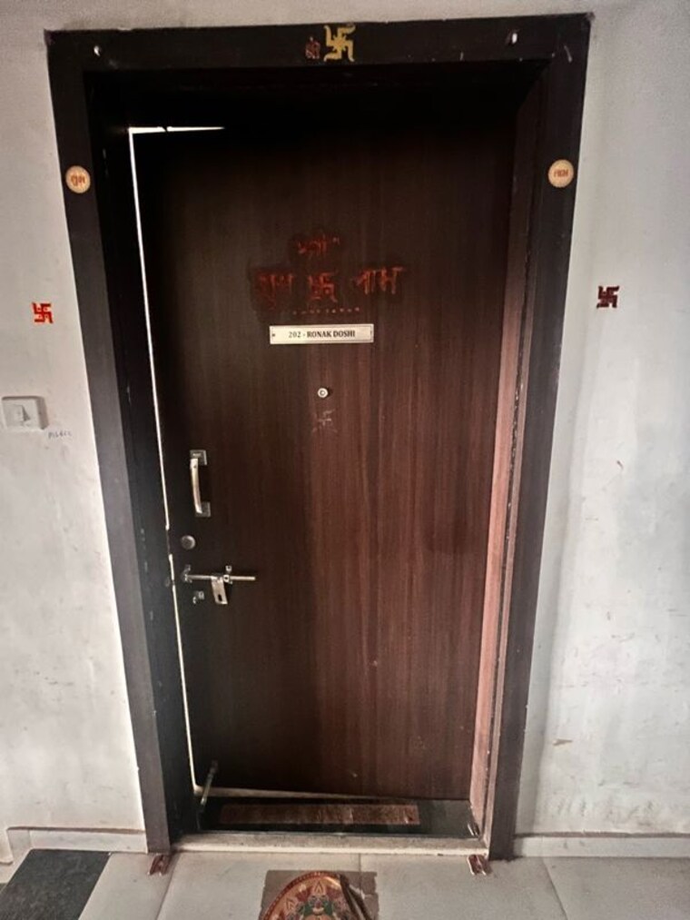 undefined, vishrantwadi 2 Bedroom 800 Sq.Ft. Apartment In Vishrantwadi Pune 9743076