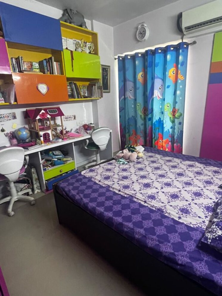 Bedroom, sethi-max-royale 2 Bedroom 1250 Sq.Ft. Apartment In Sector 76 Noida 9743091