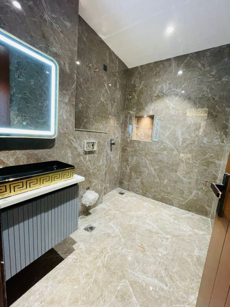 Kitchen, ansal-api-esencia 3.5 Bedroom 2430 Sq.Ft. Builder Floor In Sector 67 Gurgaon 9743094