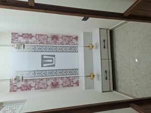 Furnished Amenities in 3 BHK Apartment at Banjara Hills – for Rent