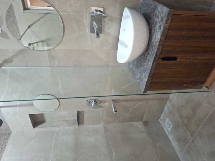 Bathroom, banjara hills 3 Bedroom 2000 Sq.Ft. Apartment In Banjara Hills Hyderabad 9743111
