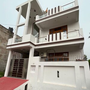  Pg For Rent in Gomti Nagar