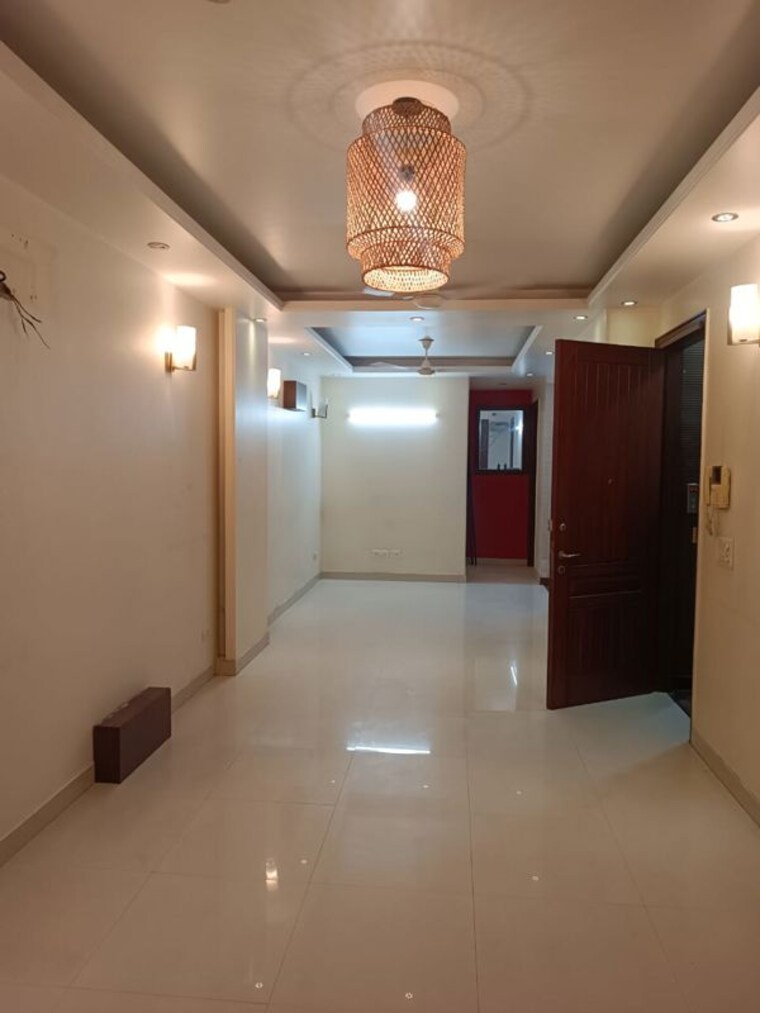 Room, chittaranjan park 4 Bedroom 2880 Sq.Ft. Builder Floor In Chittaranjan Park Delhi 9710405