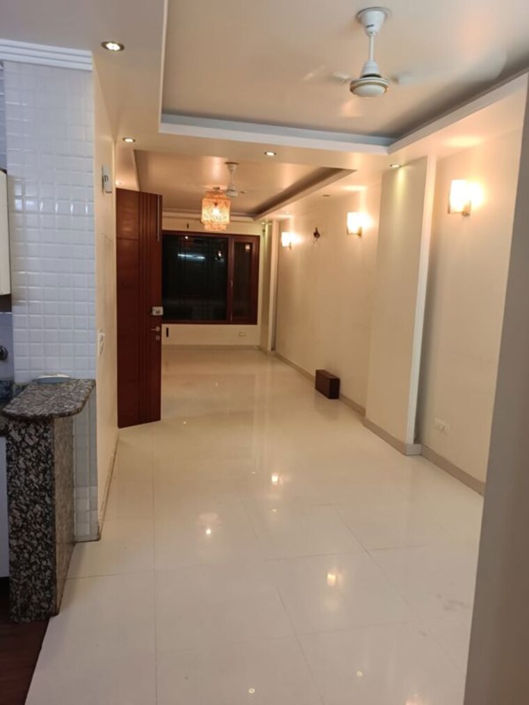 Kitchen, chittaranjan park 4 Bedroom 2880 Sq.Ft. Builder Floor In Chittaranjan Park Delhi 9710405