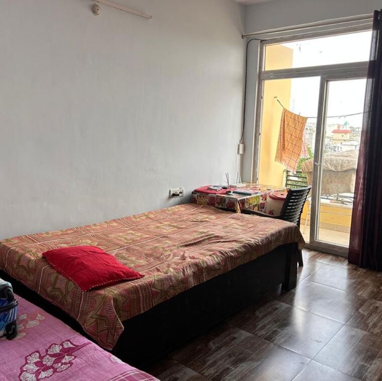 Bedroom, gomti nagar Pg For Girls In Gomti Nagar 9743149