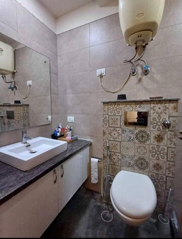 Attached Bathroom in 2 BHK Builder Floor at Kalkaji – for Rent