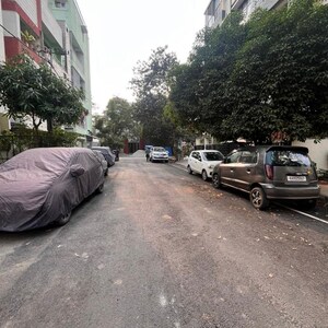 Parking in  Plot at Hbr Layout – for Sale