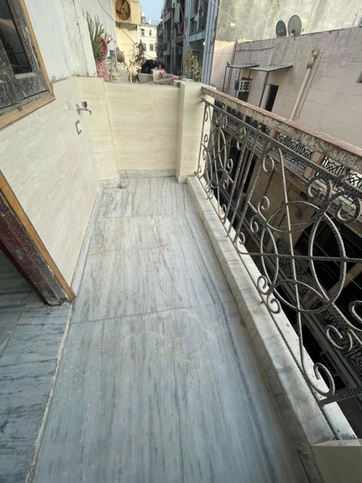 Balcony, chattarpur 1 Bedroom 450 Sq.Ft. Builder Floor In Chattarpur Delhi 9743249