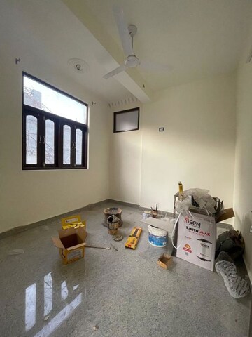 Living Room in 1 BHK Builder Floor at Chattarpur – for Rent