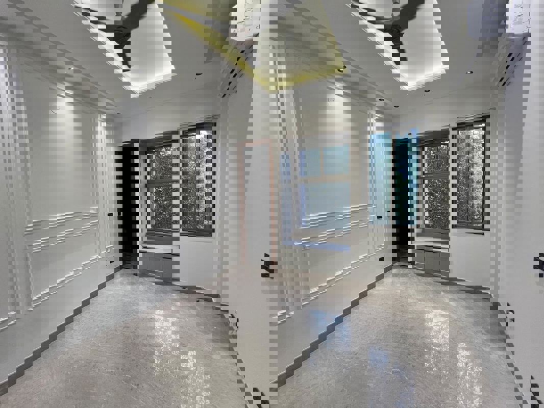 4 BHK + Servant Room Builder Floor For Rent in Safdarjung Enclave