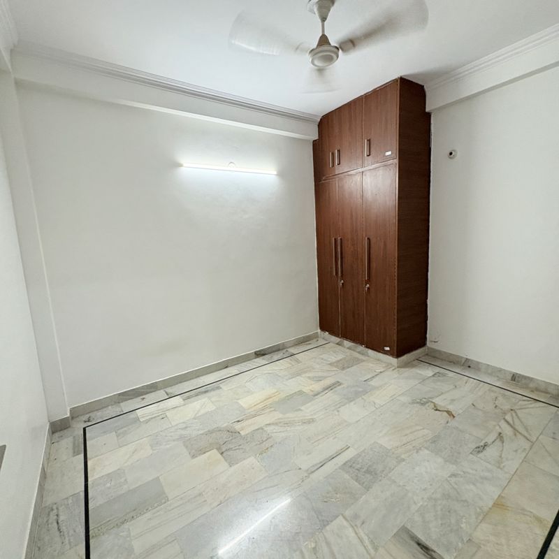 1 BHK + Extra Room Builder Floor For Rent in Khirki Extension