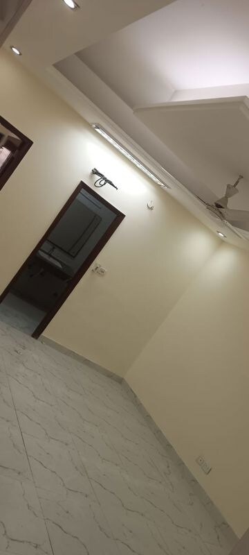 Furnished Amenities in 6+ BHK Independent House at Sector 55 – for Rent