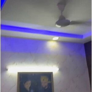 Furnished Amenities in 2 BHK Builder Floor at Dayanand Colony – for Sale