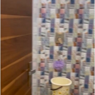 Bathroom in 2 BHK Builder Floor at Dayanand Colony – for Sale