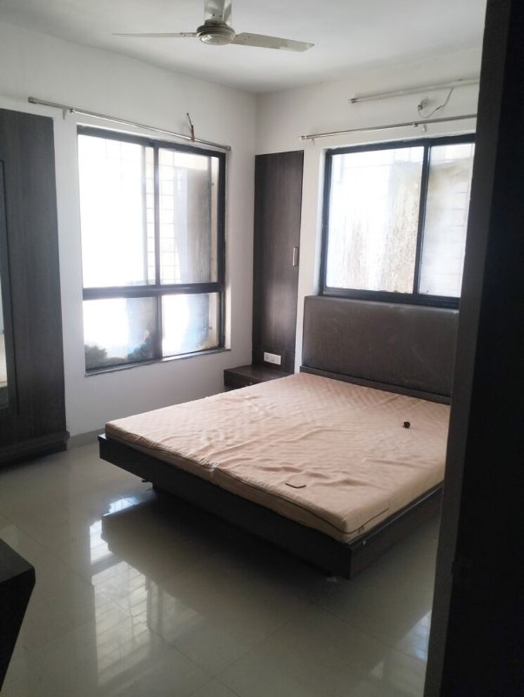 Bedroom, nyati-grandeur 3 Bedroom 1655 Sq.Ft. Apartment In Undri Pune 9743351