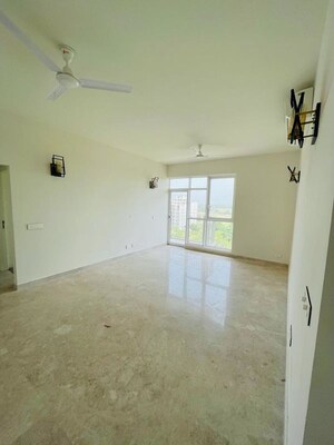 Room in 2 BHK Apartment at Ireo The Corridors, Sector 67a – for Rent