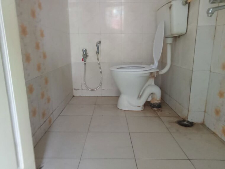 Bathroom, somajiguda 1 Bedroom 550 Sq.Ft. Builder Floor In Somajiguda Hyderabad 9743435