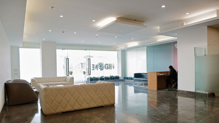 Exterior View, realtech-fbd-one Commercial Office Space in IT/SEZ 600 Sq.Ft. In Sector 37 Faridabad 9743401