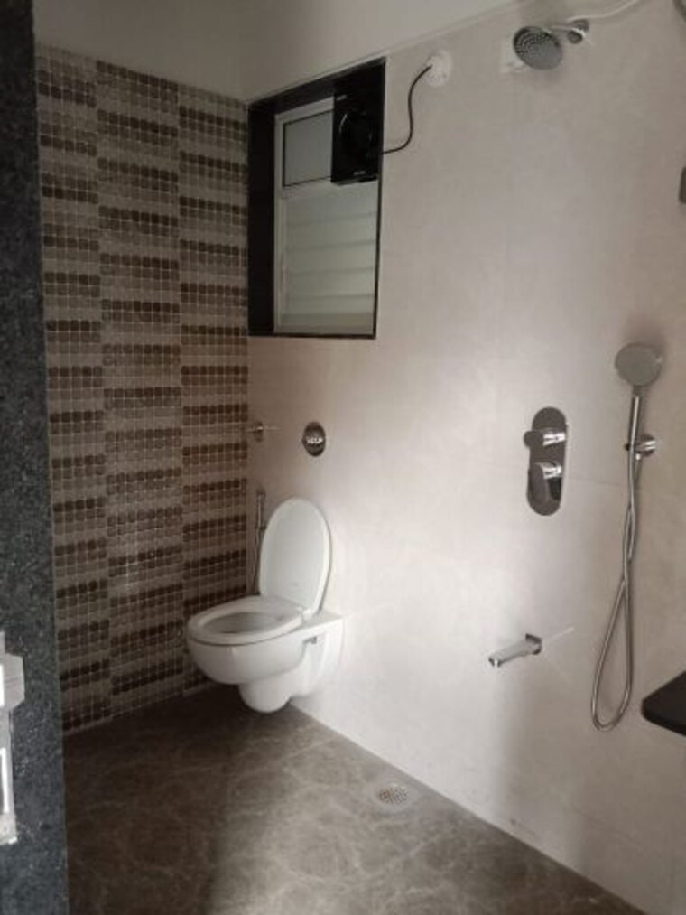 Bathroom, law college road 3 Bedroom 1500 Sq.Ft. Apartment In Law College Road Pune 9743490