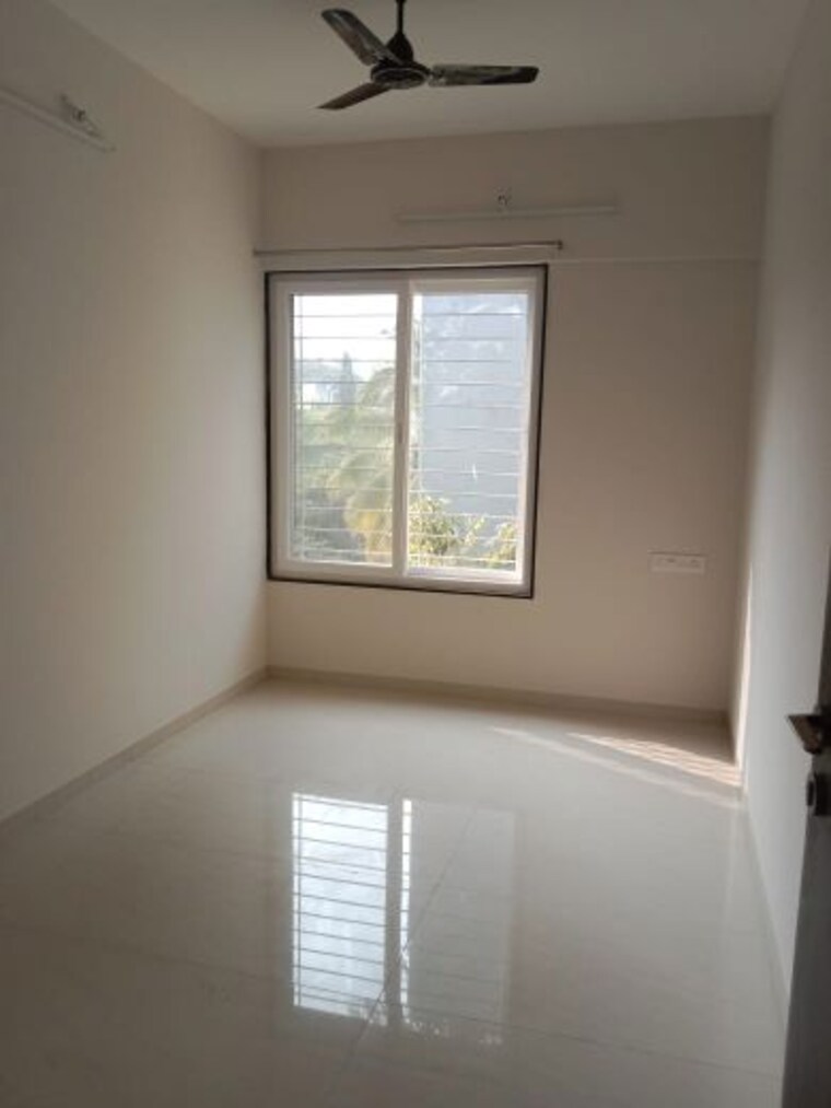 Master Bedroom, law college road 3 Bedroom 1500 Sq.Ft. Apartment In Law College Road Pune 9743490