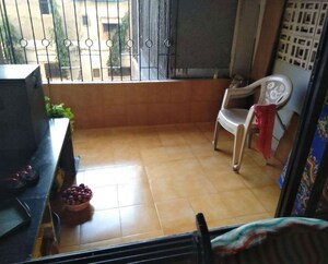 Furnished Amenities in 1 BHK Apartment at Millennium Tower, Kandivali East – for Sale
