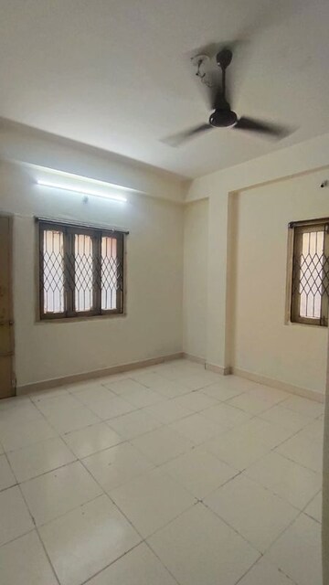 Room in 1 BHK Apartment at Begumpet – for Rent