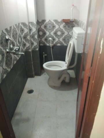 Bathroom in 1 BHK Apartment at Begumpet – for Rent
