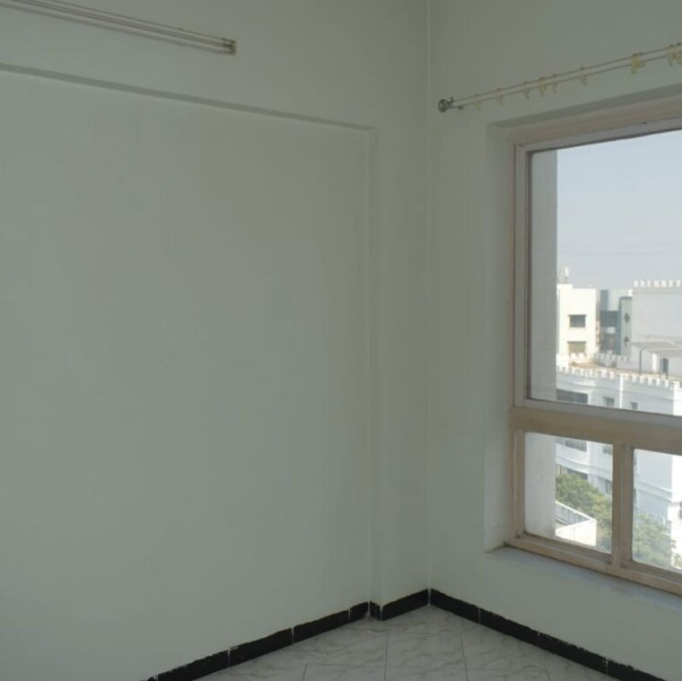 Room, clover-heights 3 Bedroom 1550 Sq.Ft. Apartment In Azad Nagar Pune 9743506