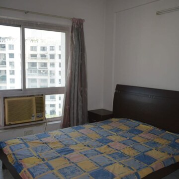 Bedroom in 3 BHK Apartment at Clover Heights, Azad Nagar – for Rent