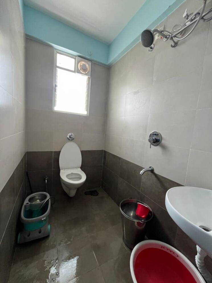 Bathroom, sinhagad road 2 Bedroom 848 Sq.Ft. Apartment In Sinhagad Road Pune 5880469