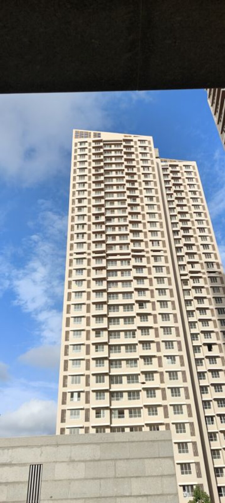 Exterior View, kalpataru-radiance 3 Bedroom 1000 Sq.Ft. Apartment In Goregaon West Mumbai 9743557