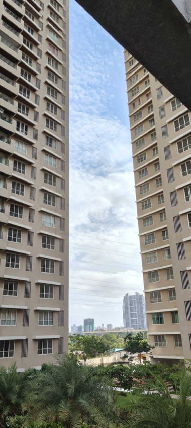 Exterior View, kalpataru-radiance 3 Bedroom 1000 Sq.Ft. Apartment In Goregaon West Mumbai 9743557