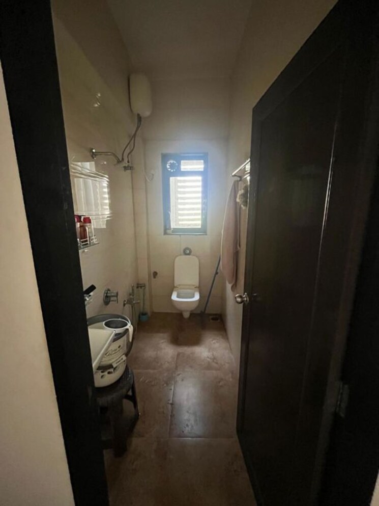 Bathroom, sindhi-society 2 Bedroom 1040 Sq.Ft. Apartment In Chembur Mumbai 9743522