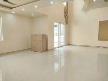 Room in 5 BHK Villa at Skylark Arcadia Phase 2, Whitefield – for Rent