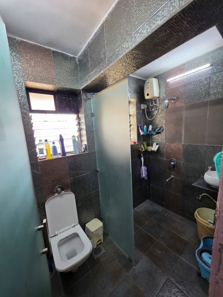 Bathroom, luv-kush-tower 1 Bedroom 600 Sq.Ft. Apartment In Chembur Mumbai 9743562