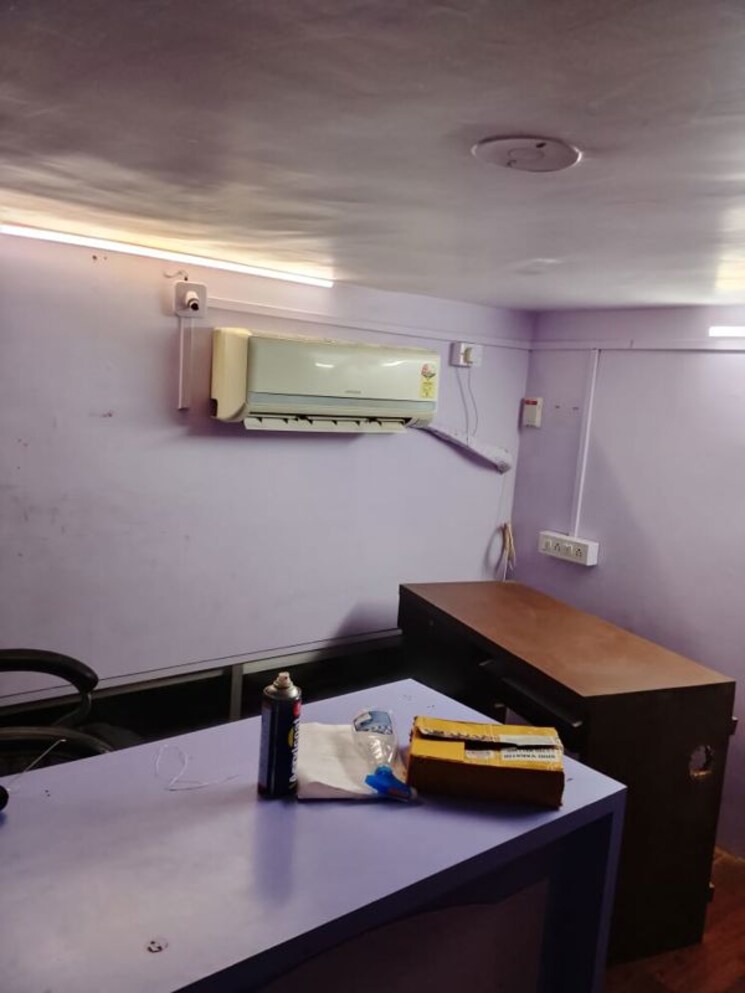 Team Area, sai-arcade-mulund-west Commercial Office Space 350 Sq.Ft. In Mulund West Mumbai 9743615