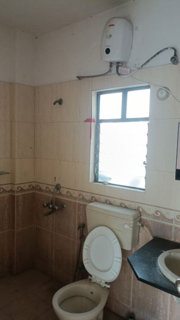 Bathroom, vishal-leela-residency 2 Bedroom 1000 Sq.Ft. Apartment In Kharadi Pune 9743620