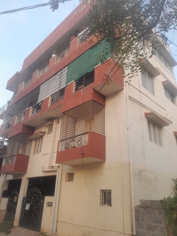 6+ BHK + Pooja Room Builder Floor For Sale in NRI Layout