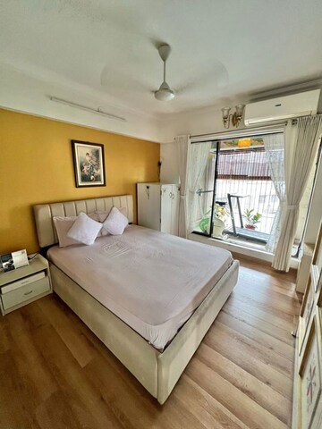 Master Bedroom in 3 BHK Apartment at Globe Heights, Goregaon East – for Sale
