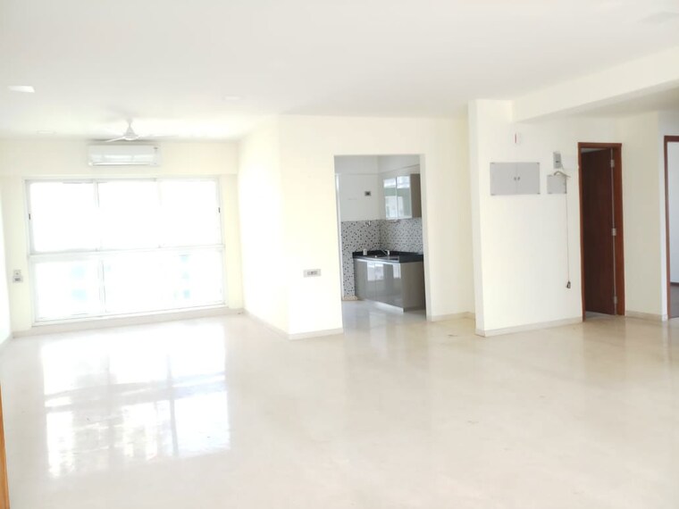Room, omkar-alta-monte 4 Bedroom 2800 Sq.Ft. Apartment In Malad East Mumbai 9743641