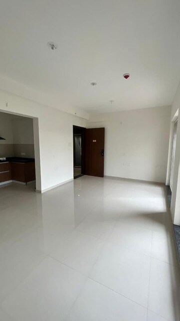 Room in 3 BHK Apartment at Pride Purple Park Astra, Hinjewadi – for Rent