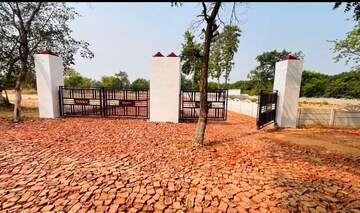 Plot – Exterior View View at Sultanpur Road - for Sale