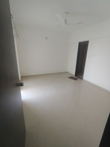 Room in 1 BHK Apartment at Kundan The Landmark, Undri – for Rent