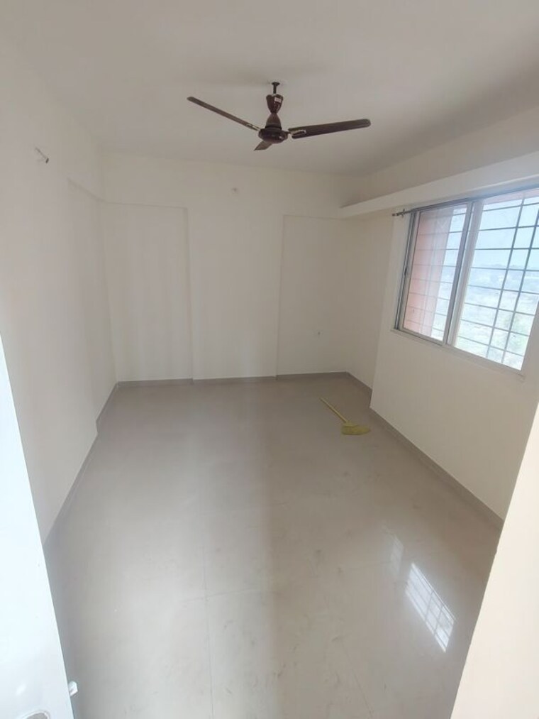 Room, platinum-park-apartment 1 Bedroom 655 Sq.Ft. Apartment In Undri Pune 9743705