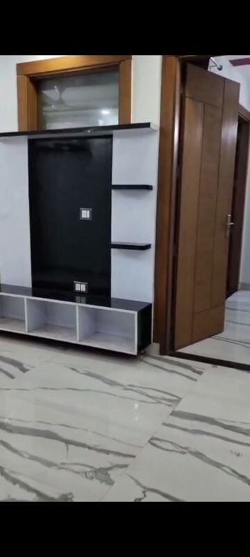 Furnished Amenities in 3 BHK Builder Floor at Malviya Nagar – for Rent