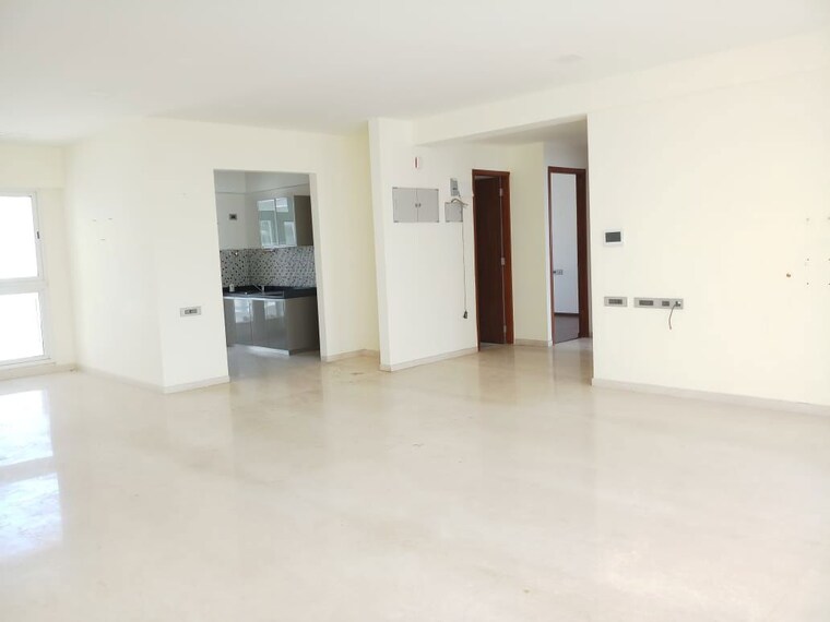Room, omkar-alta-monte 4 Bedroom 1600 Sq.Ft. Apartment In Malad East Mumbai 9743708