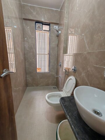 Bathroom in 3 BHK Apartment at Majestic Amarjyoti CHS, Chembur – for Rent