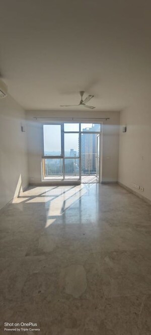 2 BHK Apartment For Rent in Ireo The Corridors, Sector 67a