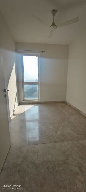 Room in 2 BHK Apartment at Ireo The Corridors, Sector 67a – for Rent