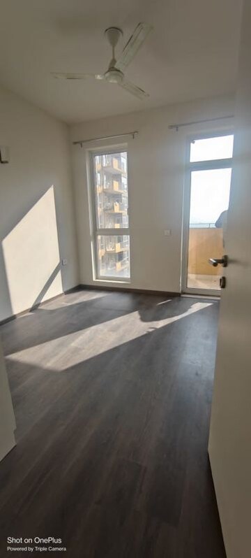 Room in 2 BHK Apartment at Ireo The Corridors, Sector 67a – for Rent